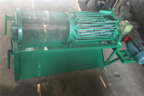 green walnut sheller